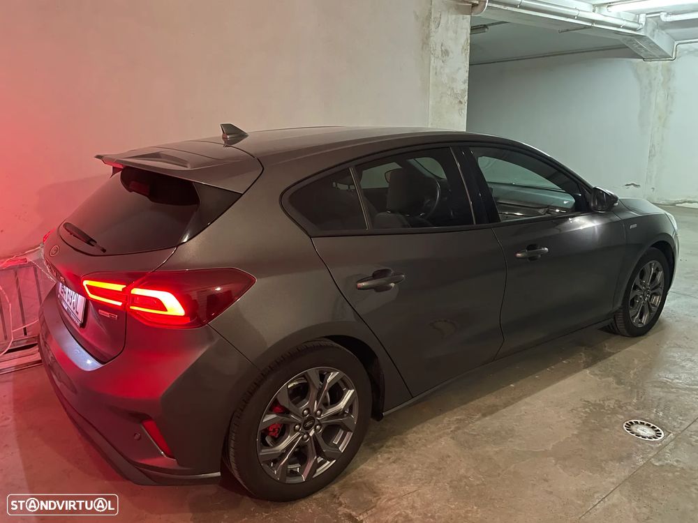 Ford Focus 1.0 EcoBoost MHEV ST-Line - 5