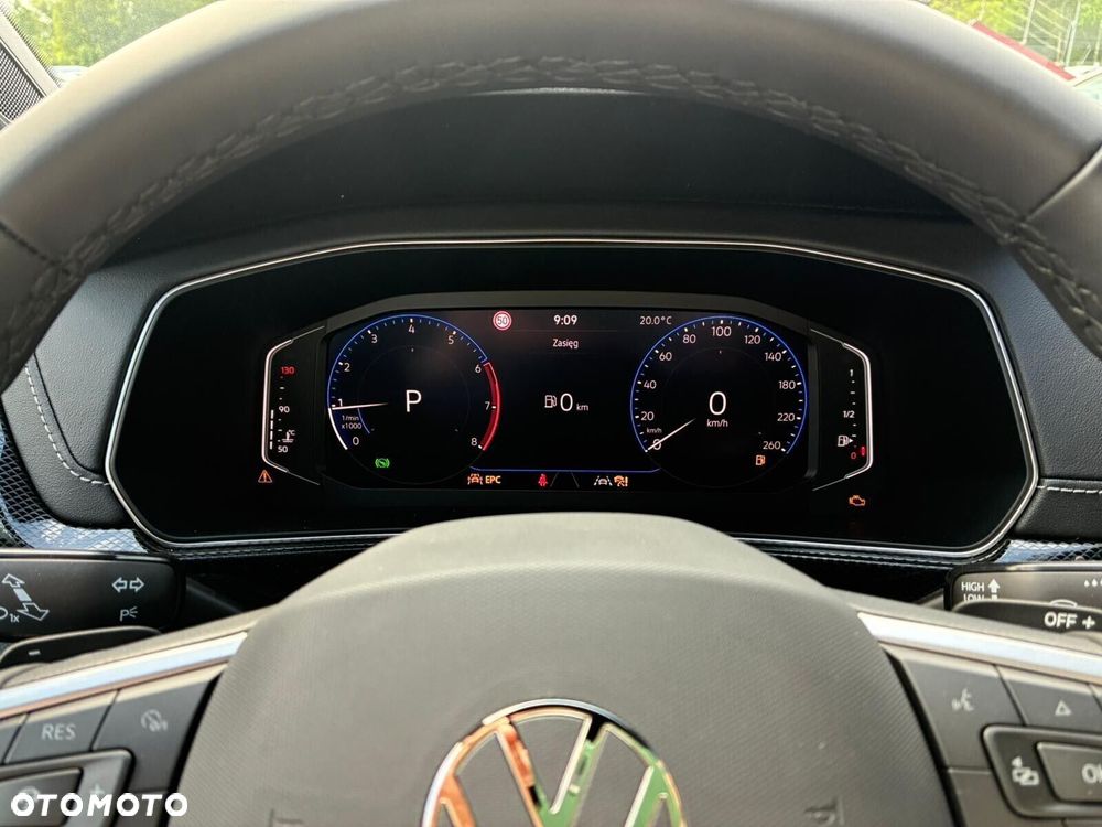 Volkswagen T-Cross - 17