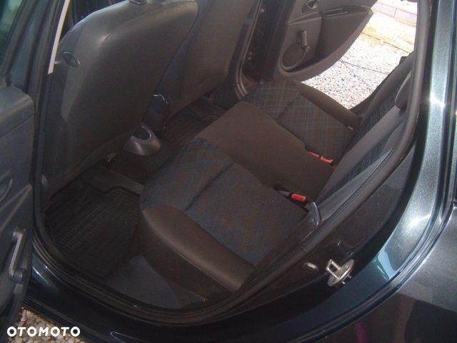 Renault Clio - 11