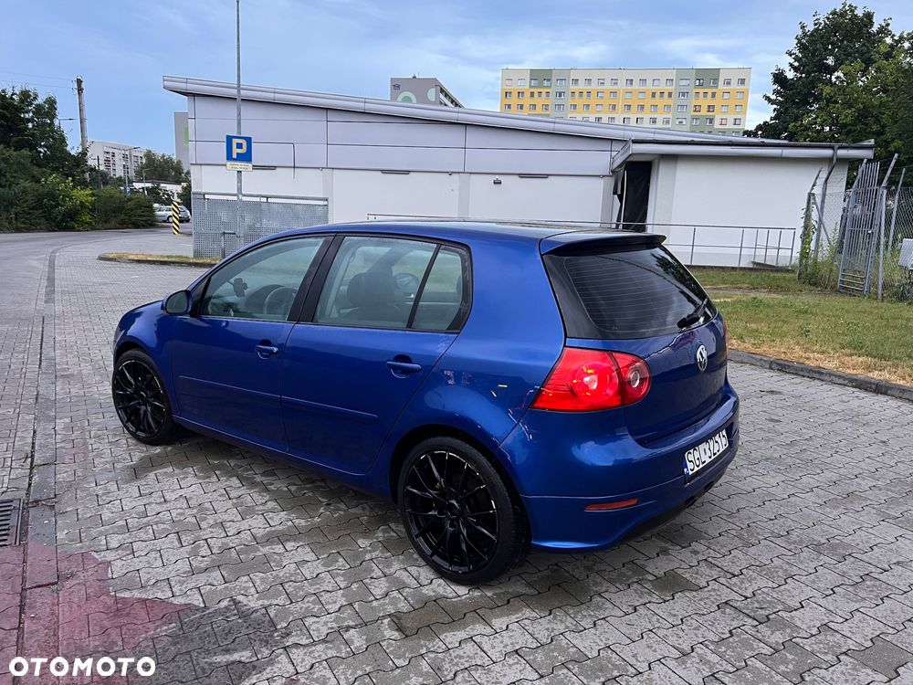 Volkswagen Golf 2.0 TDI DPF GT - 5