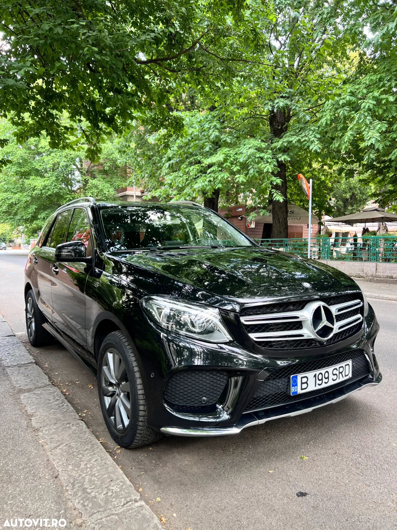 Mercedes-Benz GLE 250 d 4MATIC - 1