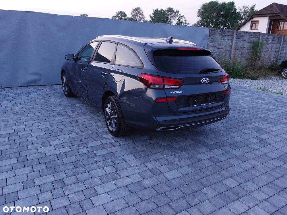 Hyundai i30 1.5 T-GDI 48V-Hybrid DCT Trend - 8