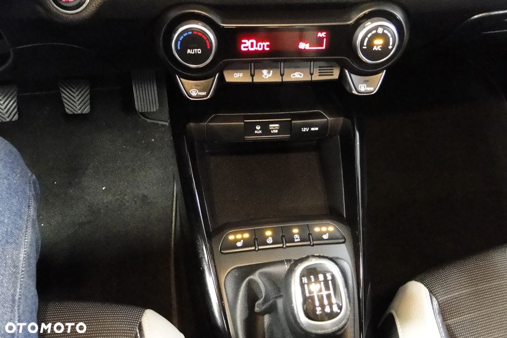 Kia Stonic 1.0 T-GDI 120 Platinum Edition - 16