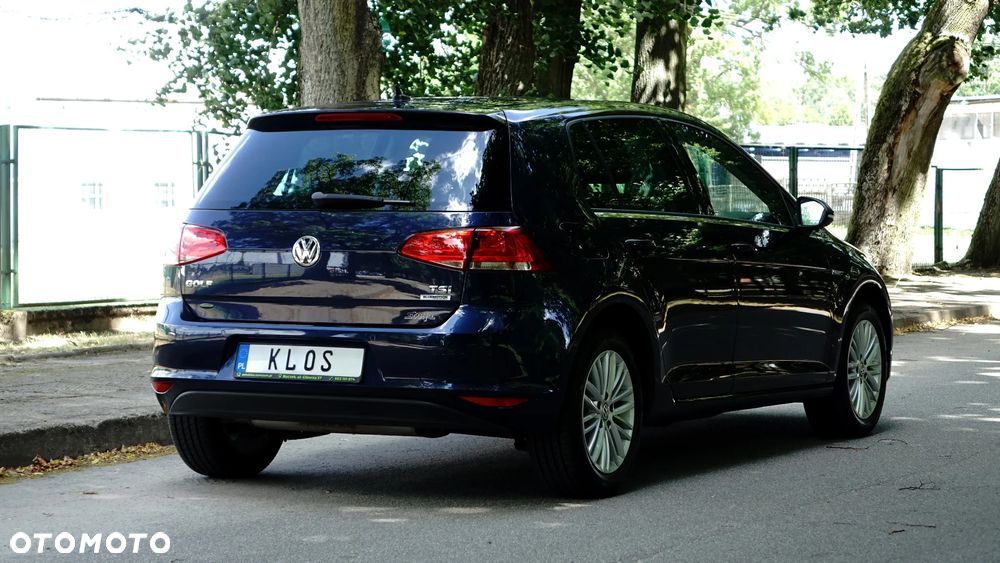 Volkswagen Golf - 33