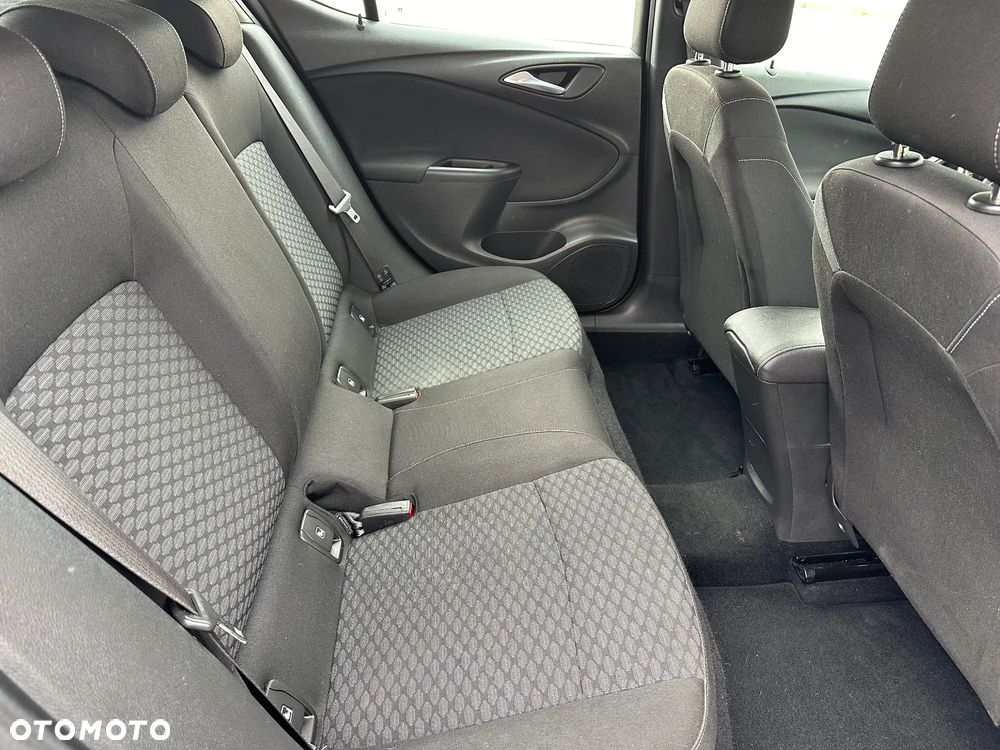 Opel Astra 1.6 CDTI Active - 18