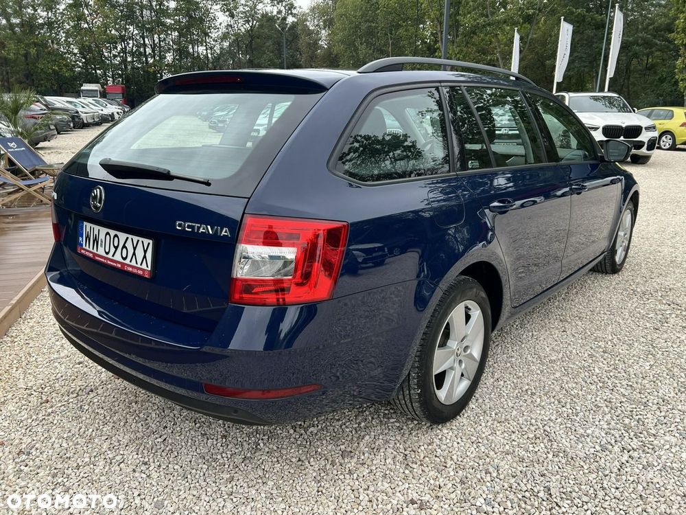 Skoda Octavia 1.6 TDI Ambition - 17