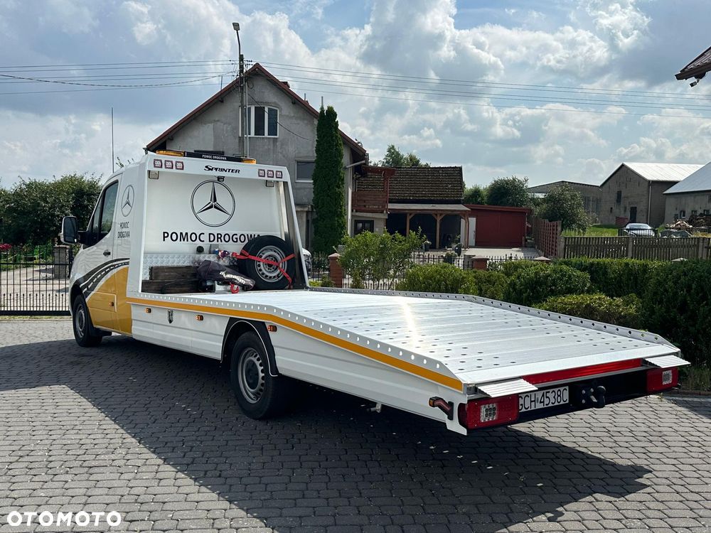 Mercedes-Benz SPRINTER - 8