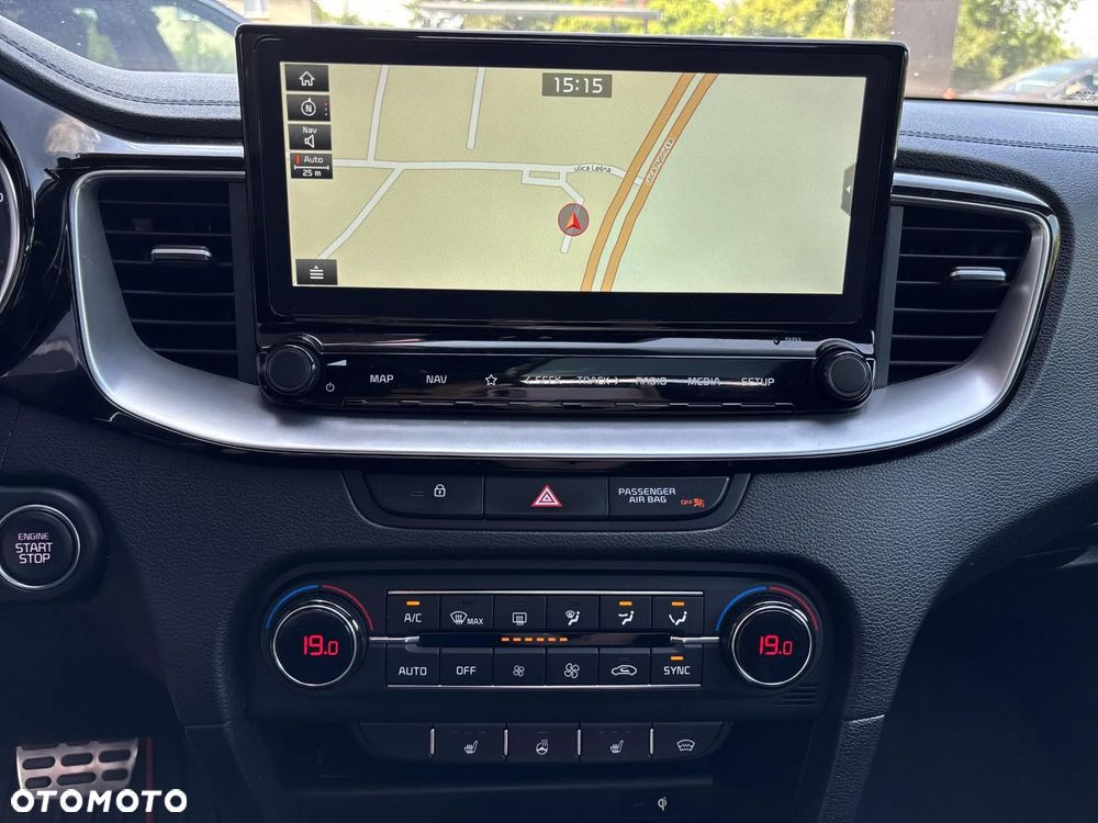 Kia ProCeed 1.6 T-GDI GT DCT - 16