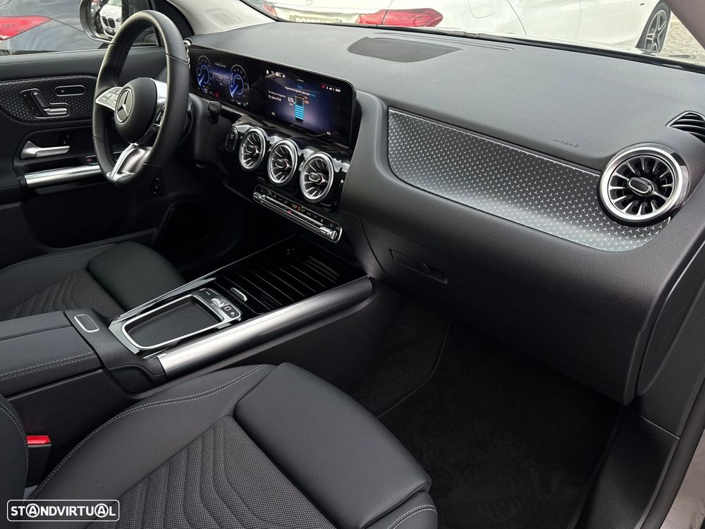 Mercedes-Benz EQA 250+ Progressive - 35