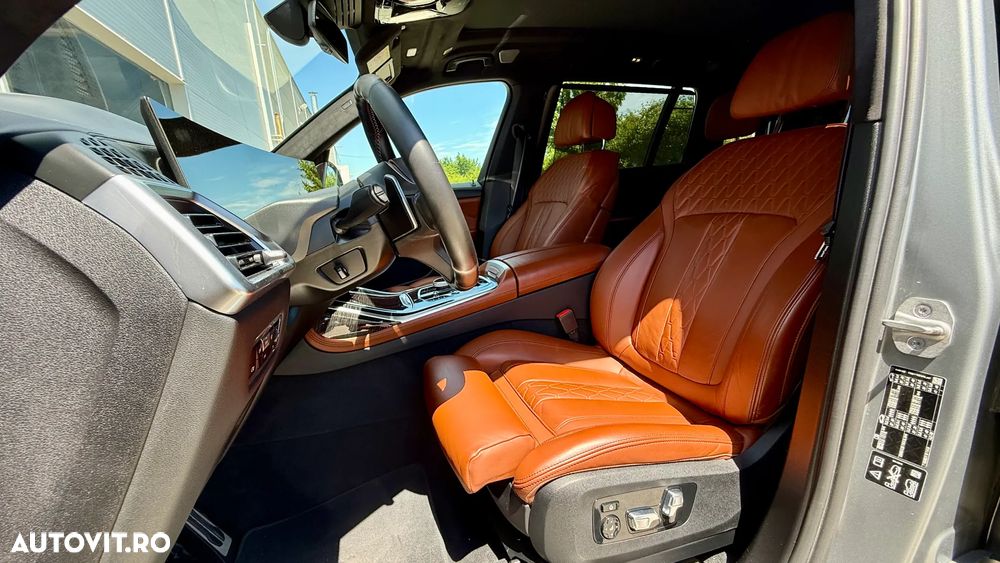 BMW X7 M60i xDrive AT MHEV - 10