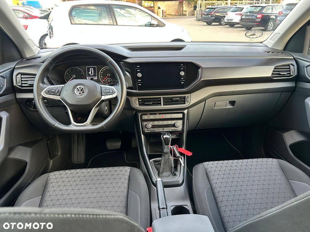 Volkswagen T-Cross - 17