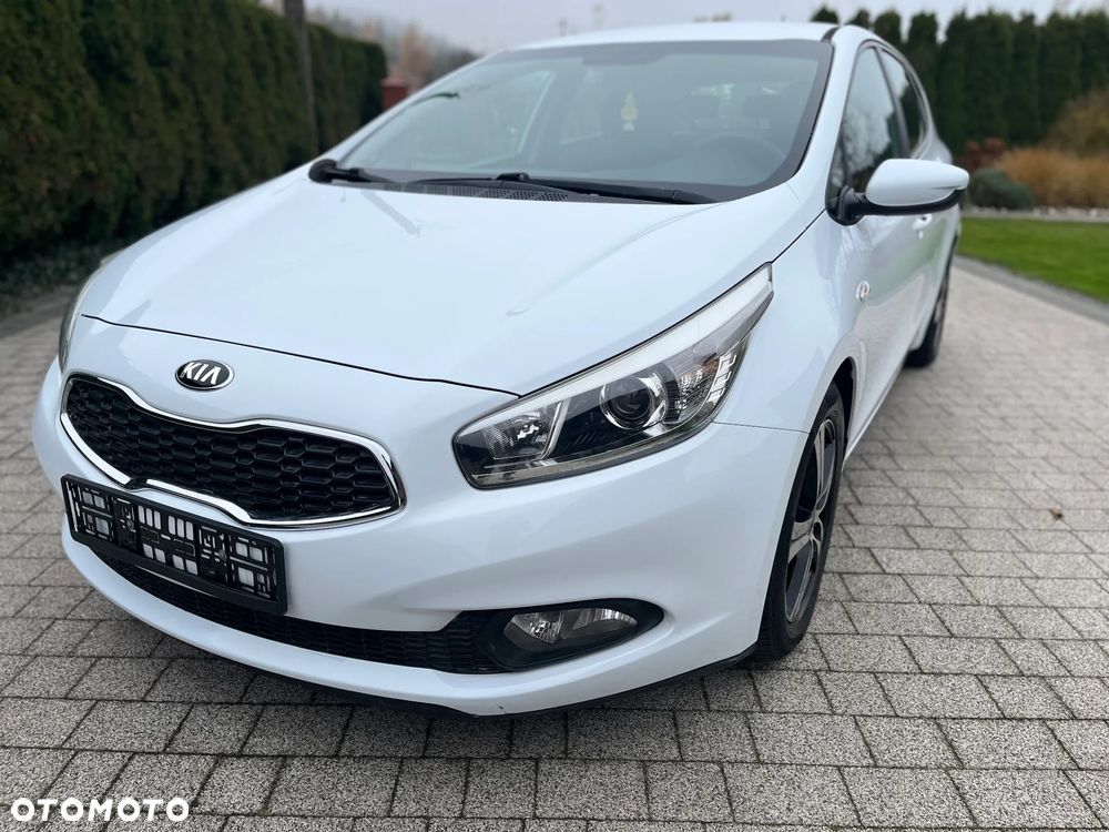 Kia Ceed 1.4 CRDi 90 Vision - 1