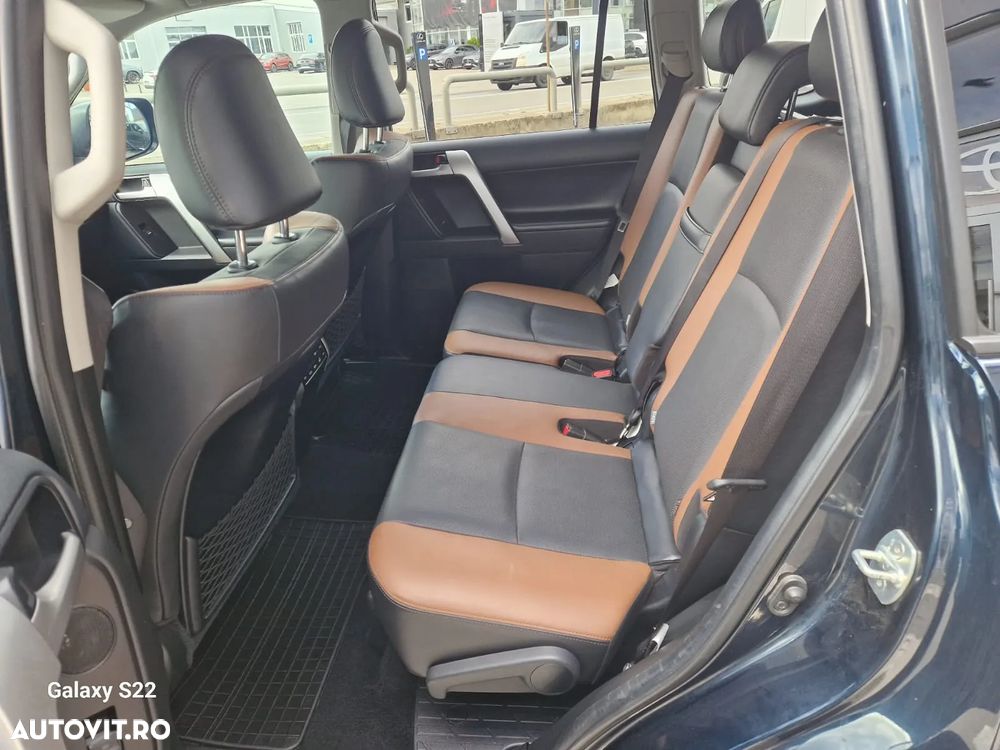 Toyota Land Cruiser 2.8l D-4D 204 CP A/T Luxury Black Matte Edition - 25