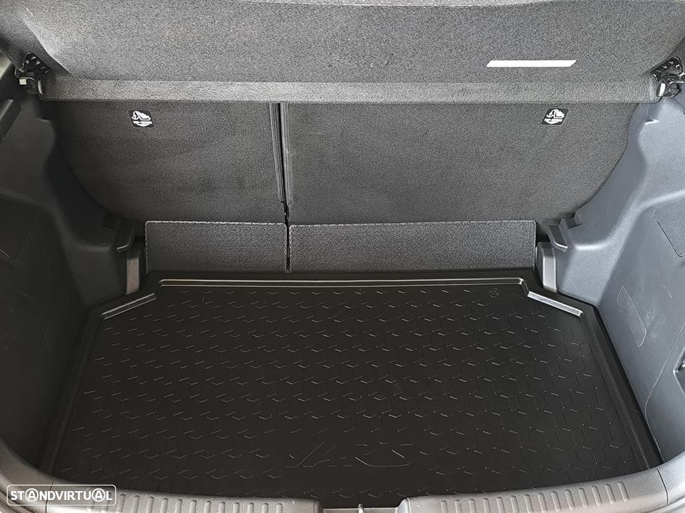 Toyota Yaris 1.5 HDF Comfort Plus - 27