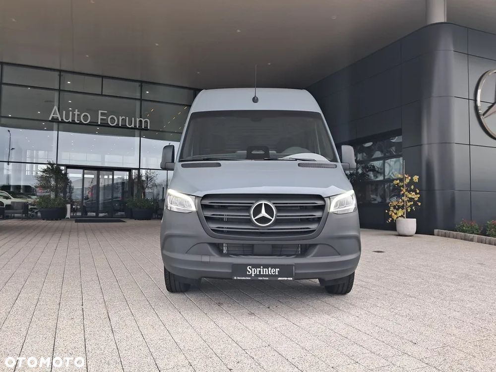 Mercedes-Benz Sprinter Furgon - 2