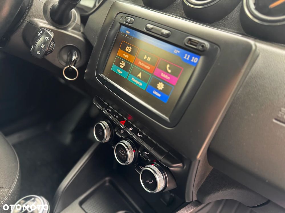 Dacia Duster 1.6 SCe Laureate S&S - 25
