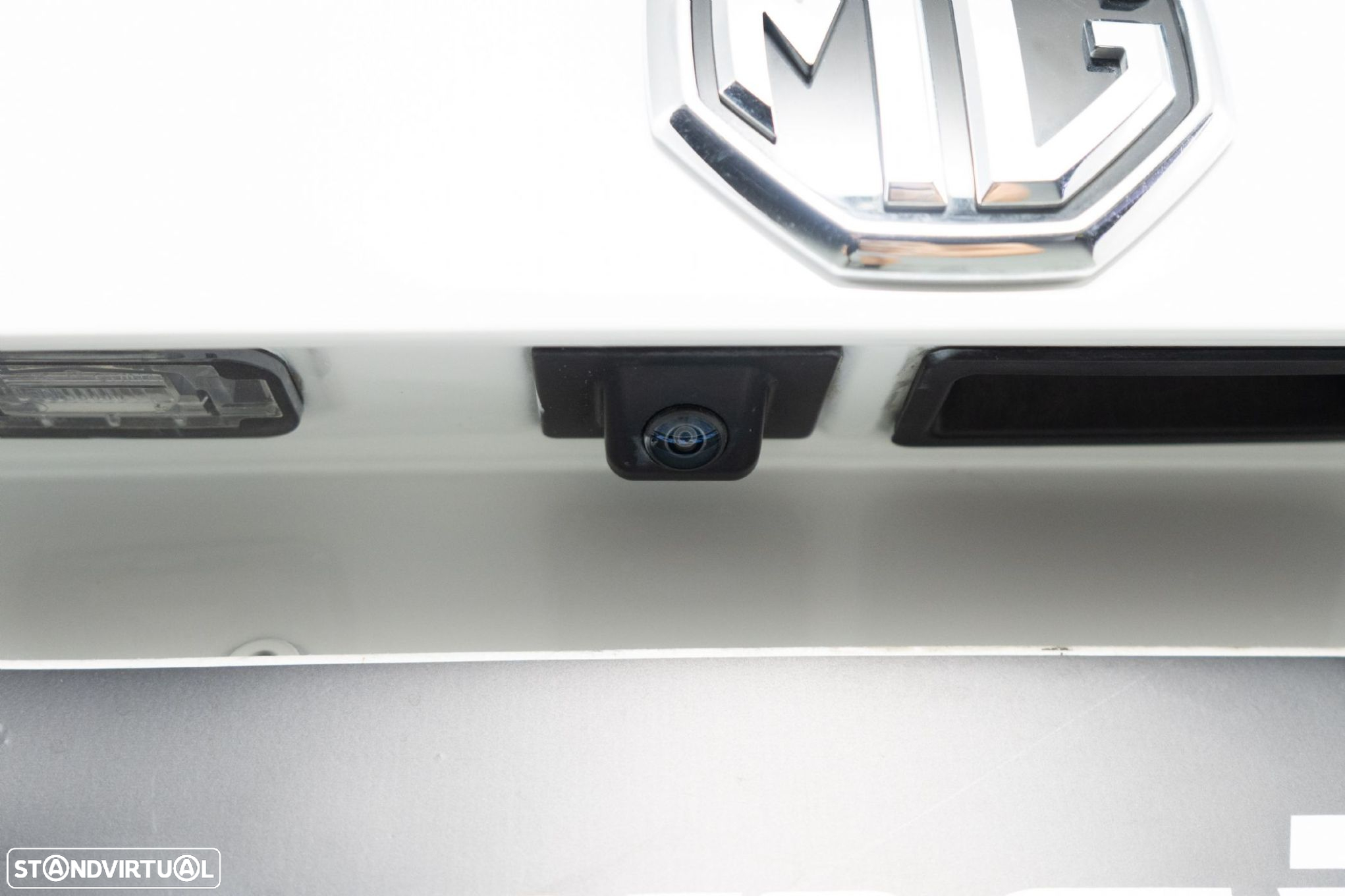 MG EHS 1.5 T-GDI Plug-in Hybrid Luxury - 15
