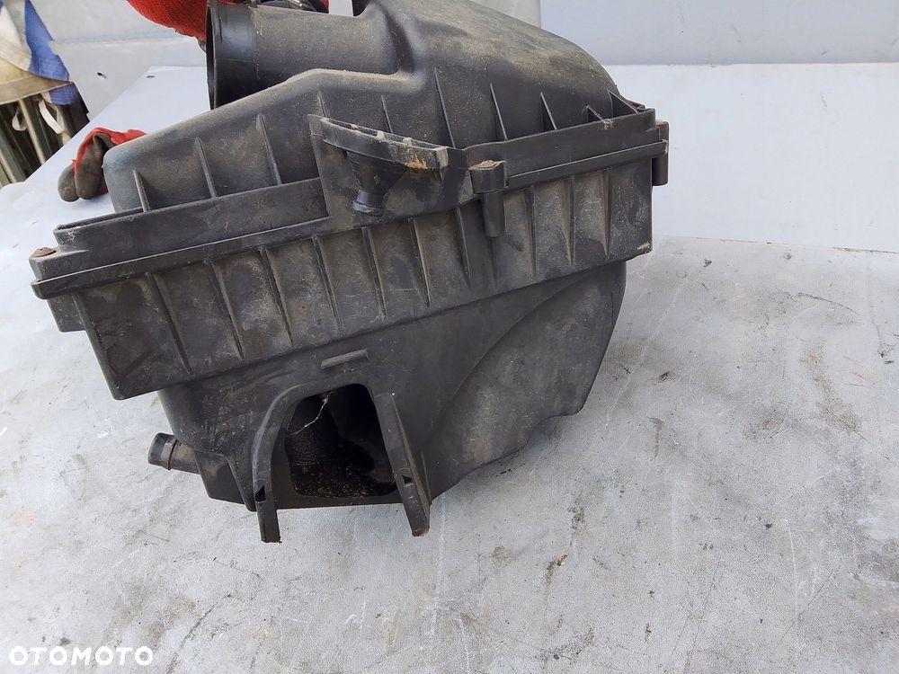 obudowa filtra powietrza ford s-max i 2.0 6g91-9600ad - 4