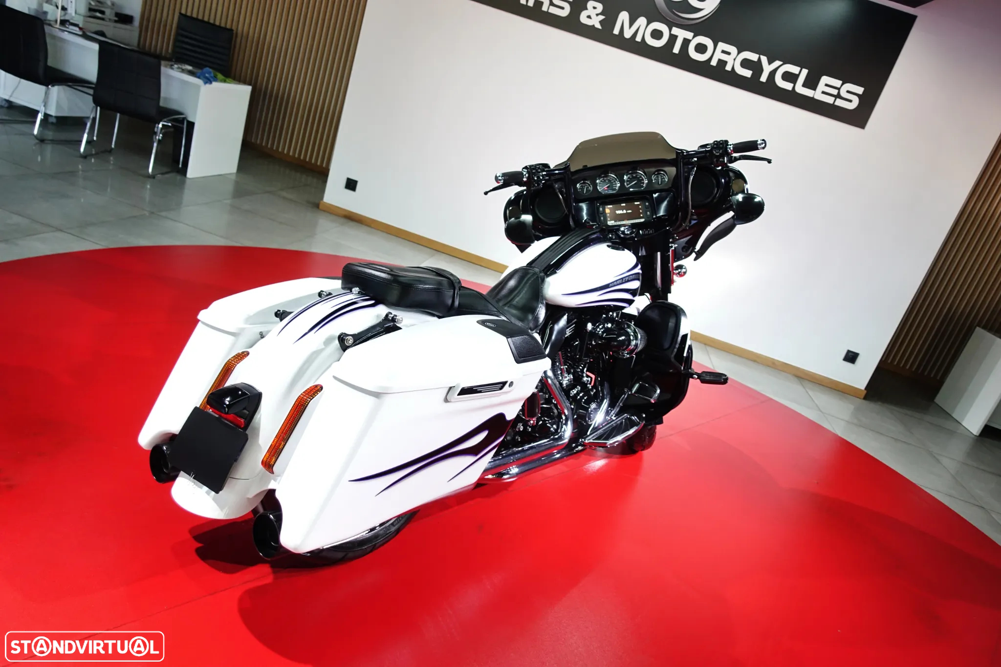 Harley-Davidson Street Glide Cvo 117ci Screaming Eagle - 20