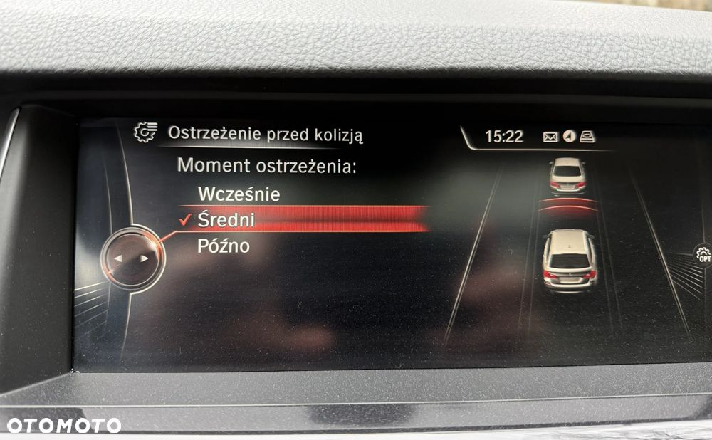 BMW Seria 5 520d xDrive - 27