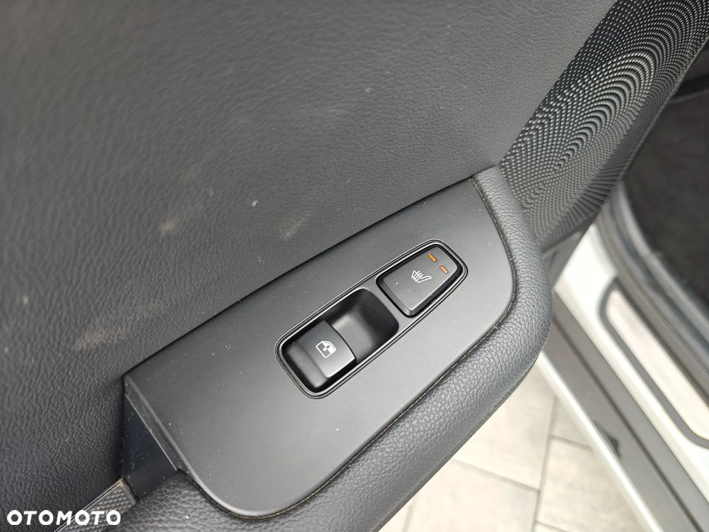 Kia XCeed 1.6 T-GDI OPF DCT7 PLATINUM EDITION - 22