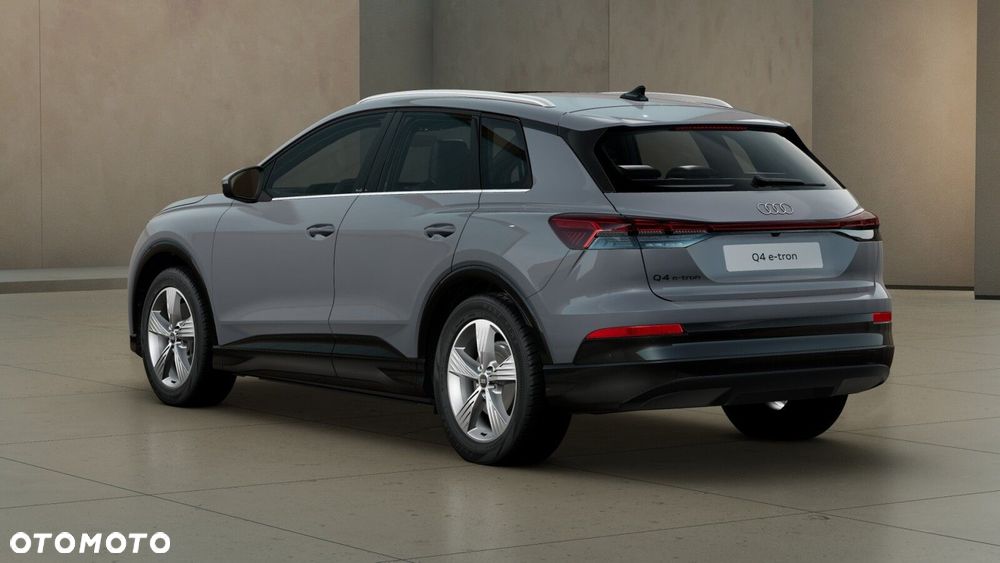Audi Q4 e-tron - 4