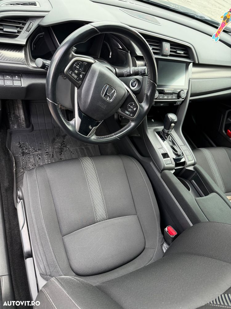 Honda Civic 1.5 VTEC Turbo CVT Sport Plus - 17