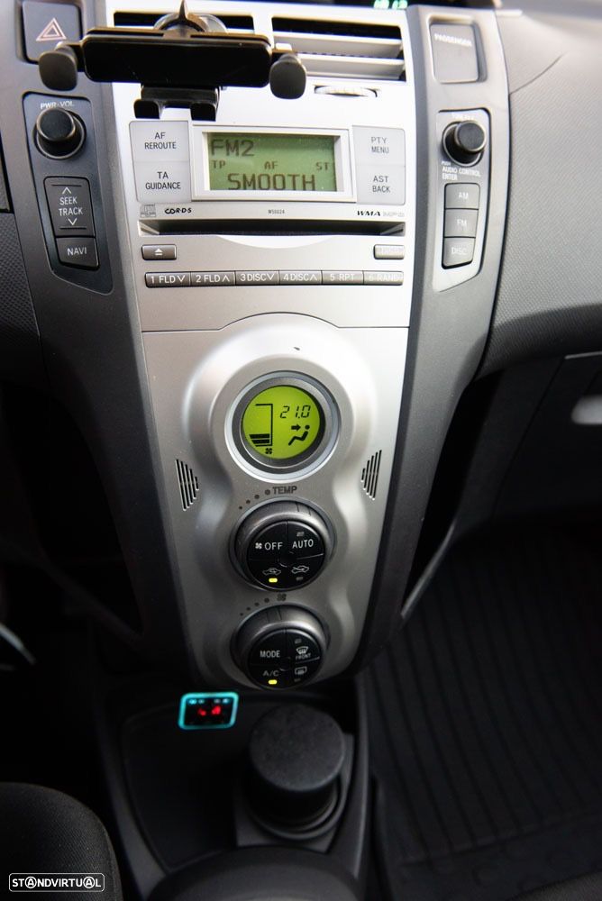 Toyota Yaris - 13