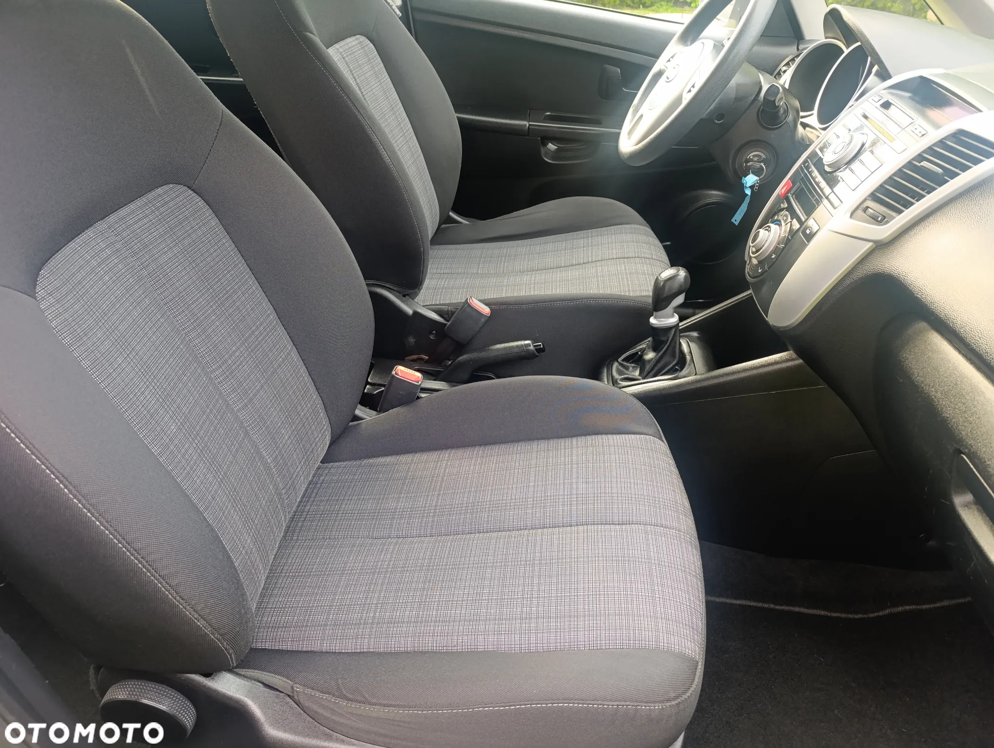 Kia Venga 1.4 CVVT Business Line - 10