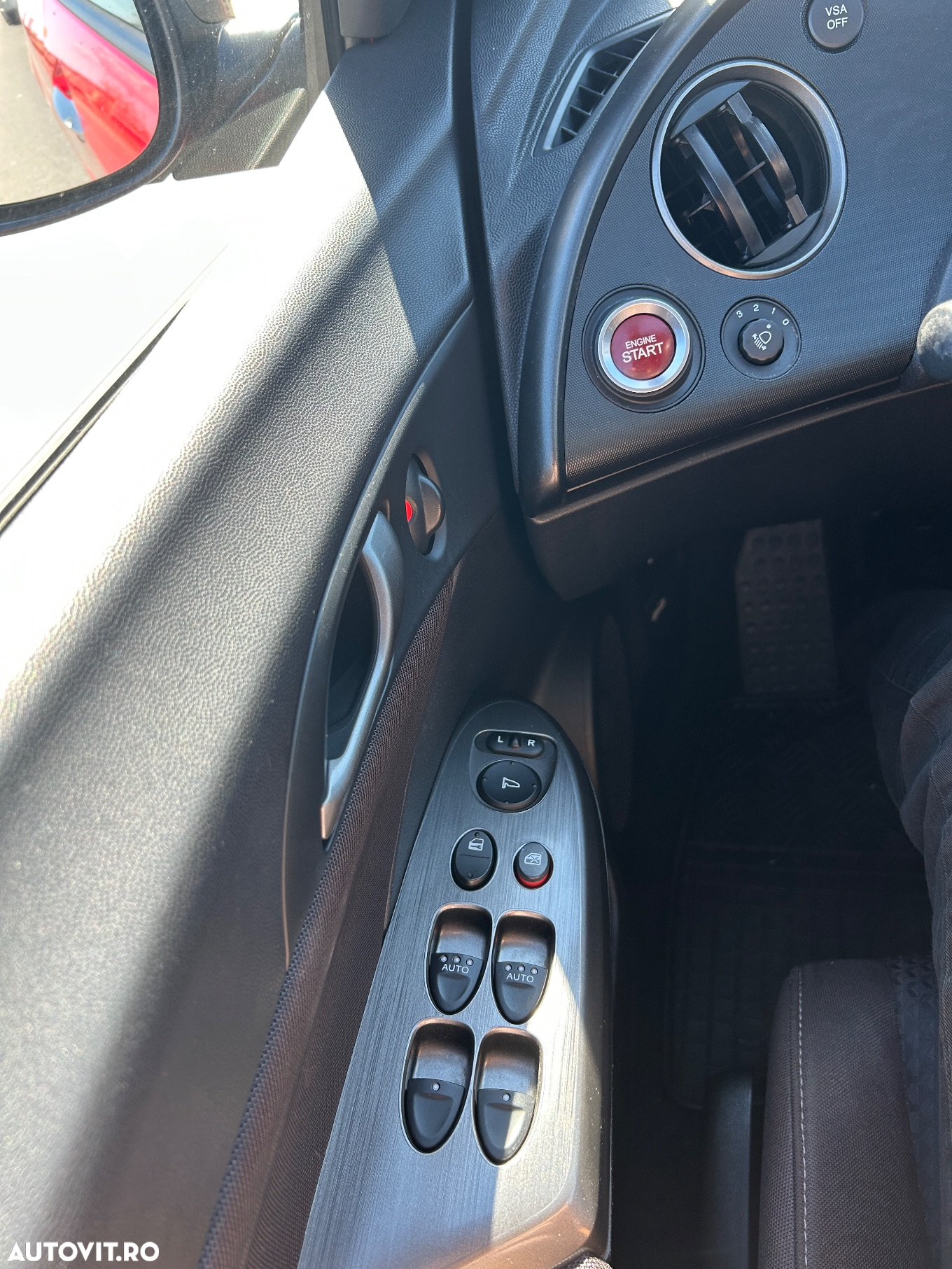 Honda Civic 1.4 i-VTEC - 17
