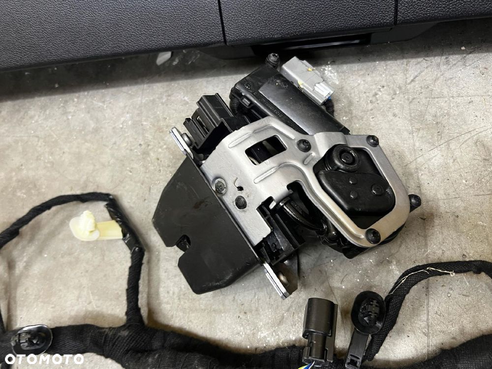 KOMPLET ELEKTRYCZNIE OTWIERANA KLAPA ZAMEK WIĄZKA MODUŁ FORD KUGA MK3 EU - 5