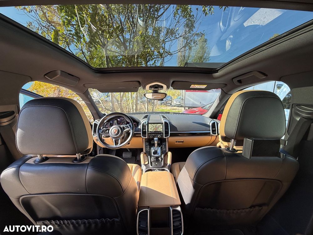 Porsche Cayenne Tiptronic S - 4
