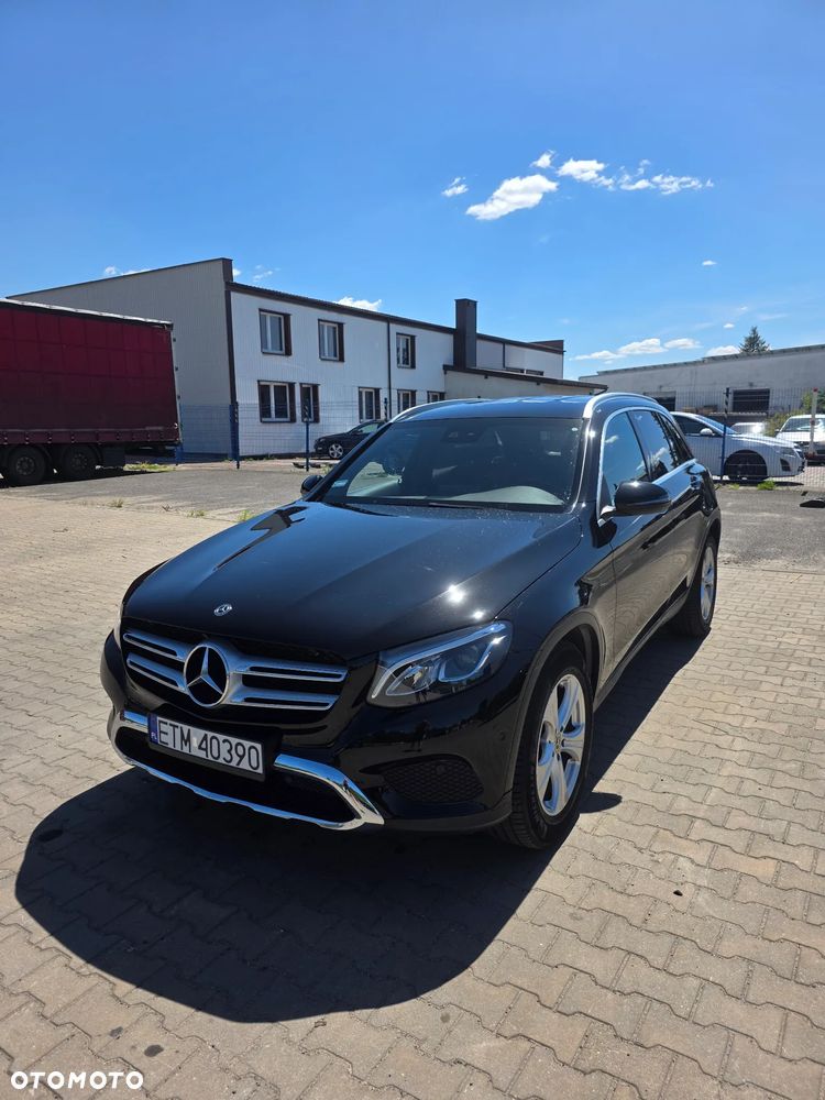 Mercedes-Benz GLC 250 4-Matic - 1