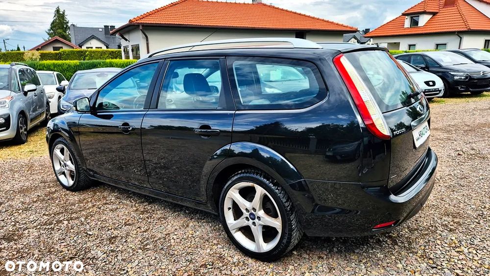Ford Focus 1.8 Titanium - 20