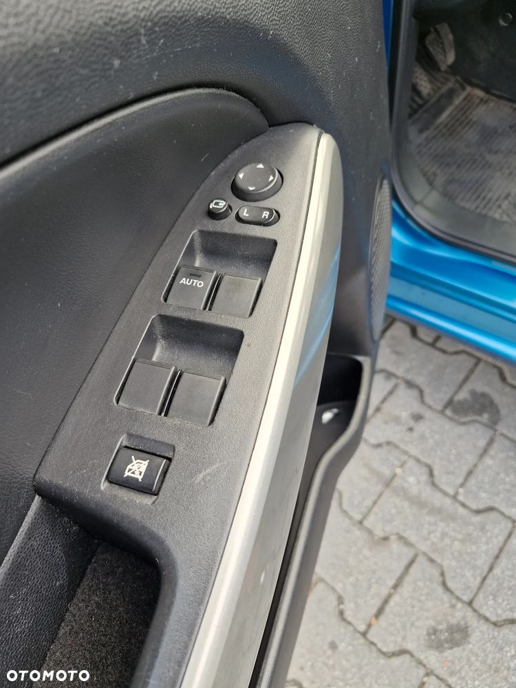 Mazda 2 - 13