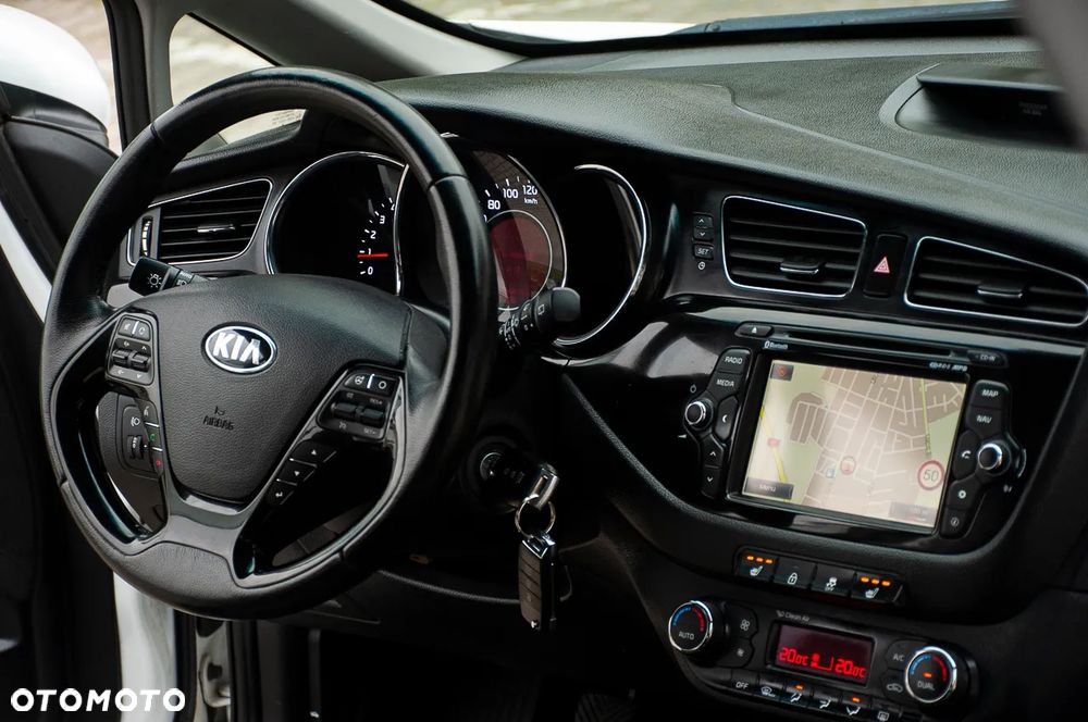 Kia Ceed - 21