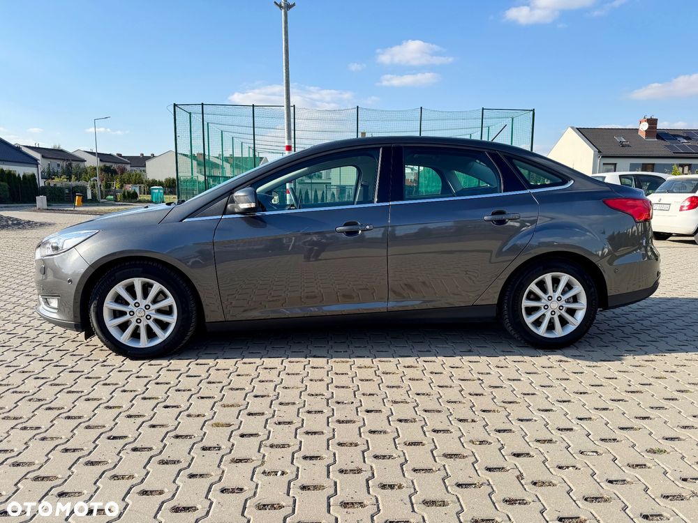 Ford Focus 1.5 EcoBoost Titanium ASS - 9