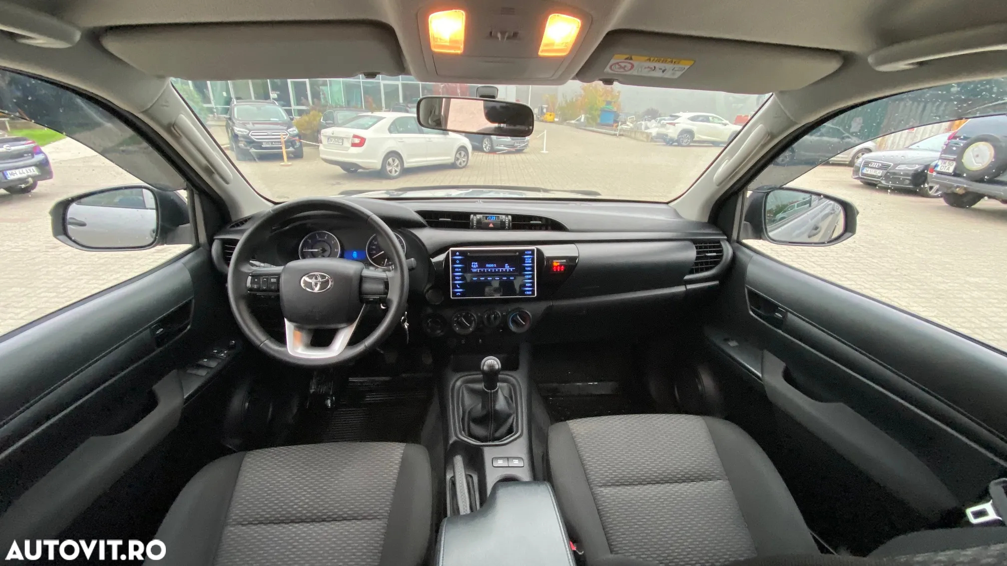 Toyota Hilux 4x4 Double Cab M/T Comfort - 15