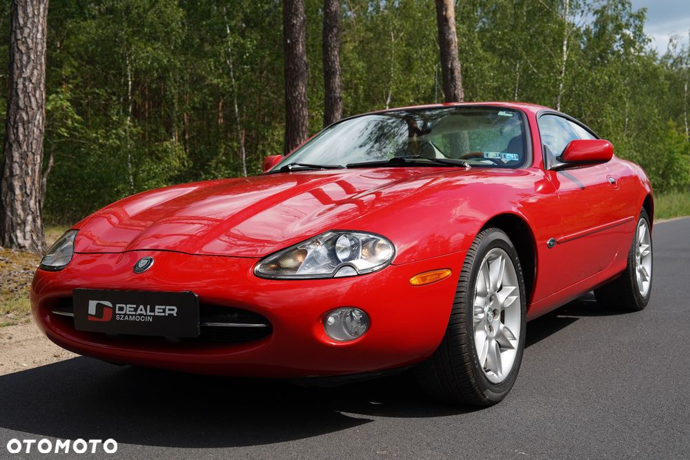 Jaguar XK8 - 1