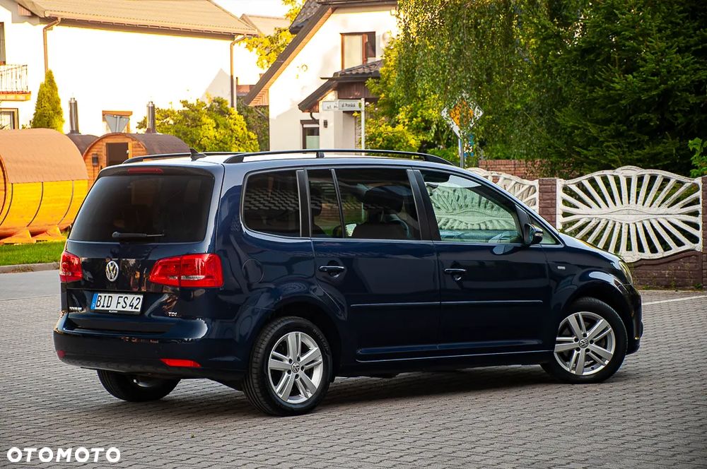 Volkswagen Touran 1.6 TDI DPF BlueMotion Technology MATCH - 21