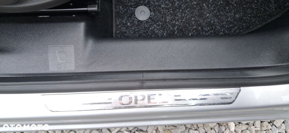Opel Meriva 1.7 CDTI 150 Jahre - 25