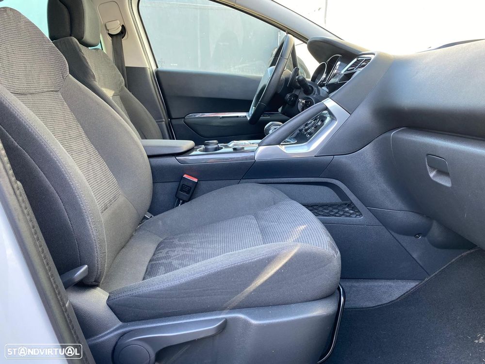Peugeot 3008 2.0 HDi Hybrid4 - 24