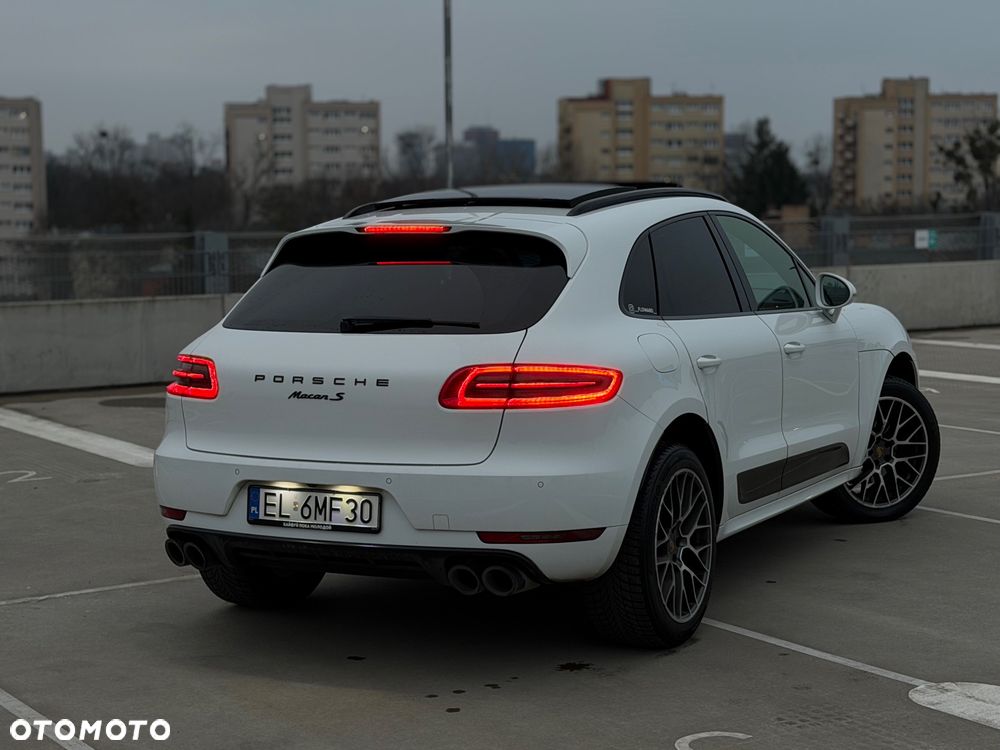 Porsche Macan - 4