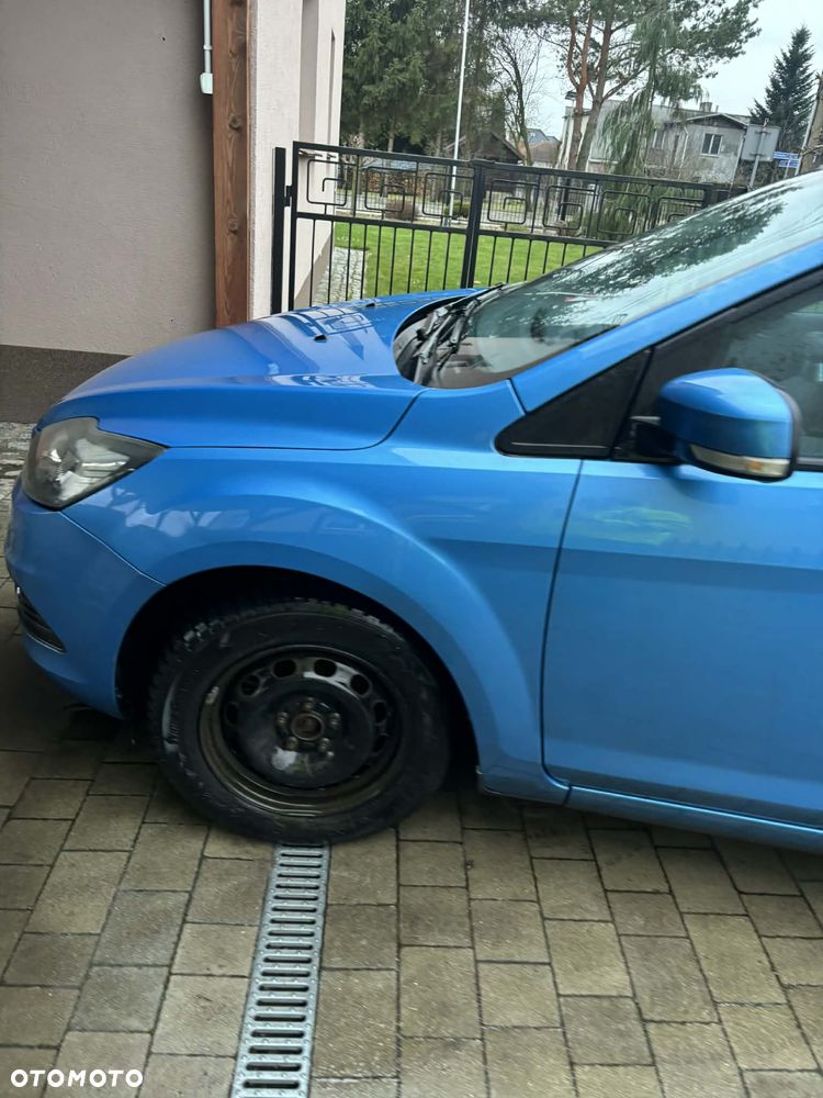 Ford Focus 1.8 FF Platinium X - 18