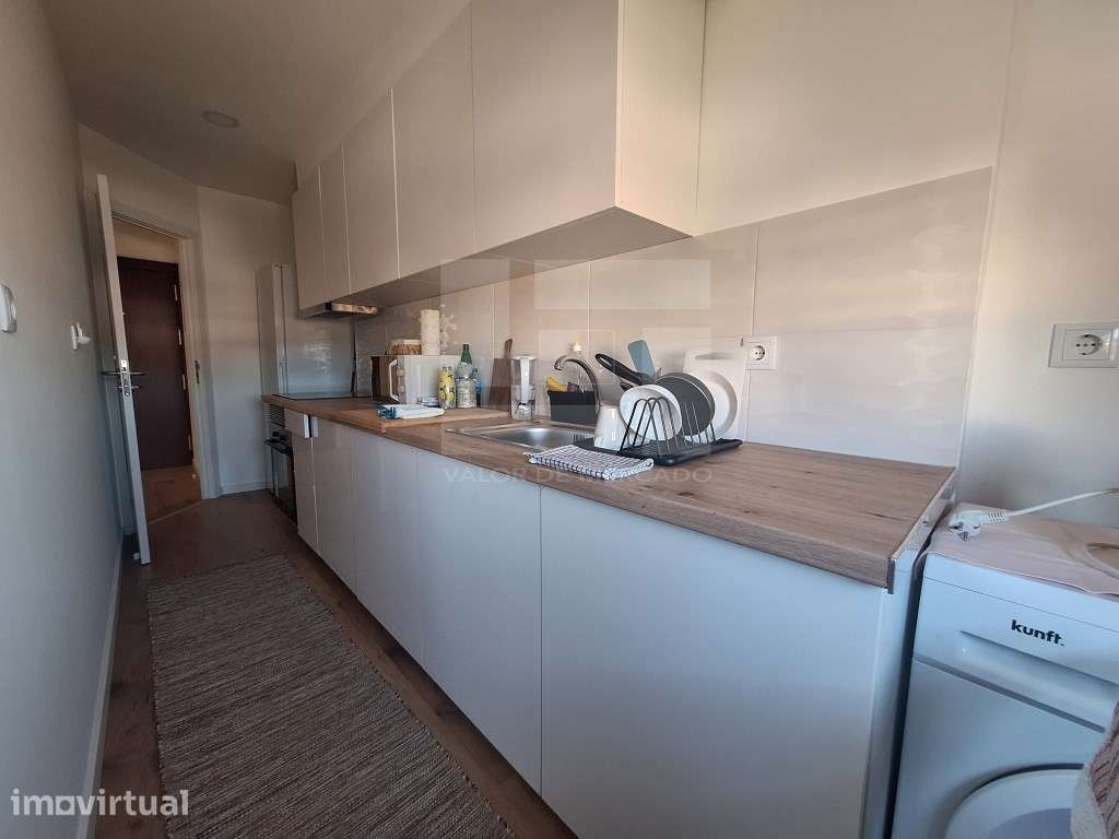 APARTAMENTO T1 - CAMPOLIDE - Grande imagem: 3/16