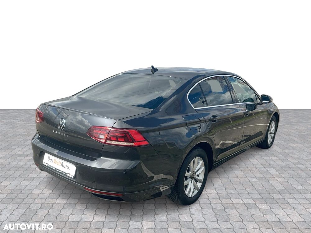 Volkswagen Passat 2.0 TDI DSG Comfortline - 5