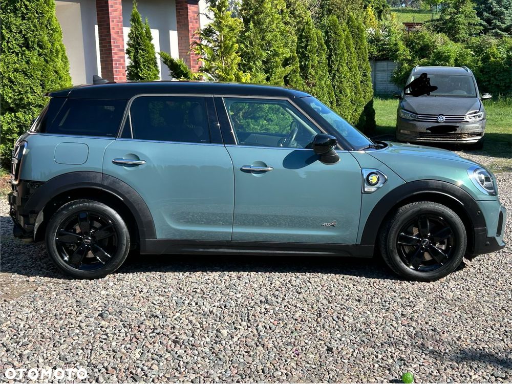 MINI Countryman Cooper SE All4 Essential Trim - 2