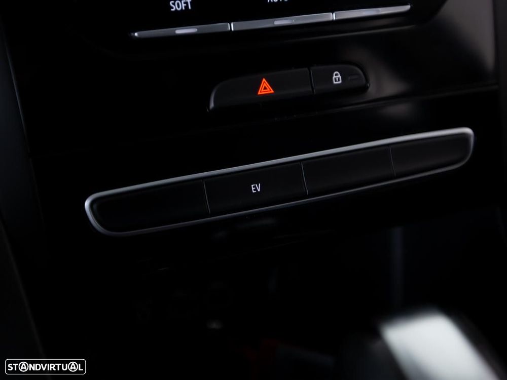 Renault Mégane Sport Tourer 1.6 E-Tech Plug-In Limited - 17