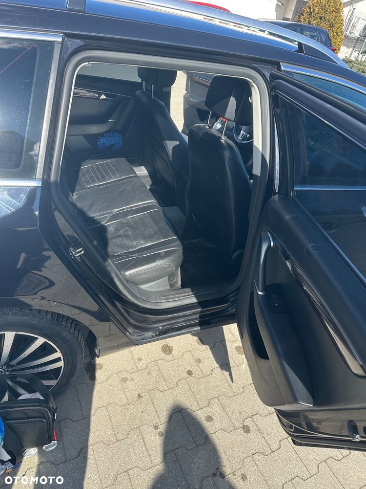 Volkswagen Passat 2.0 TDI 4Mot Highline DSG - 24