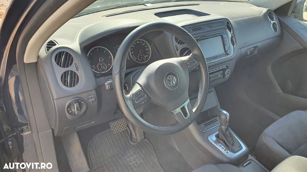 Volkswagen Tiguan 2.0 TDI 4Motion DSG Track & Field - 36